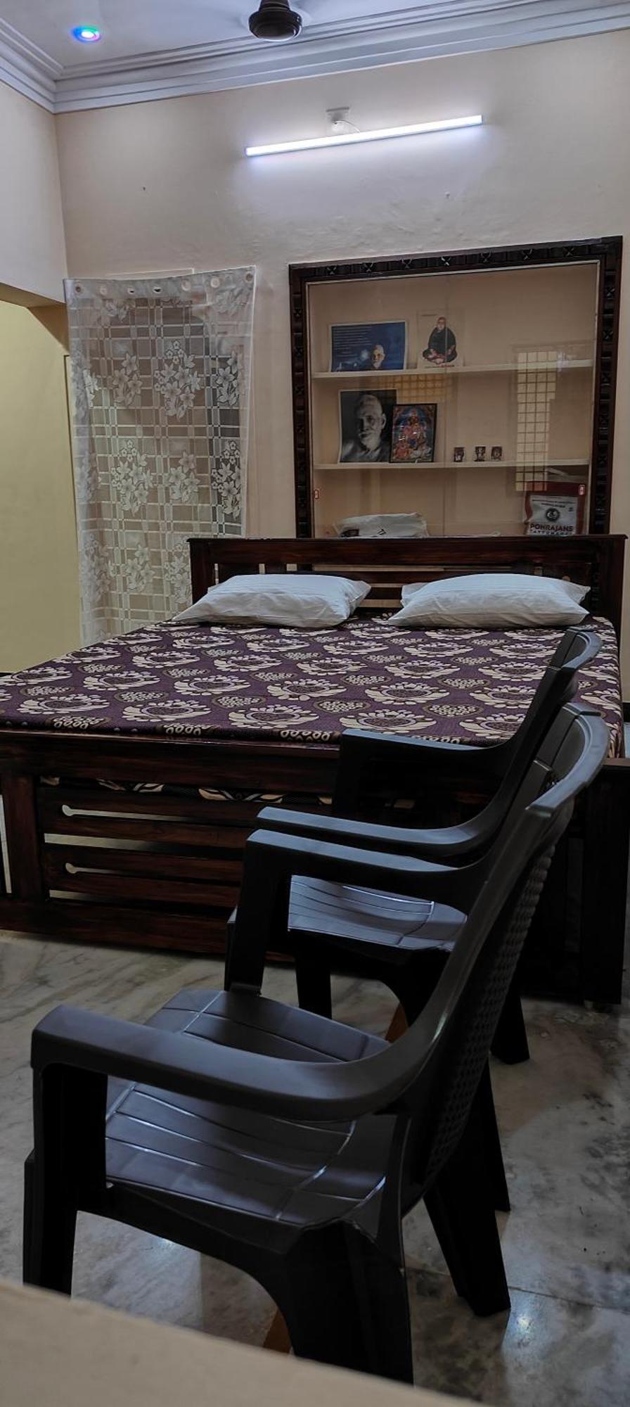 Guru Krupa Home Stay Tiruvannāmalai Buitenkant foto