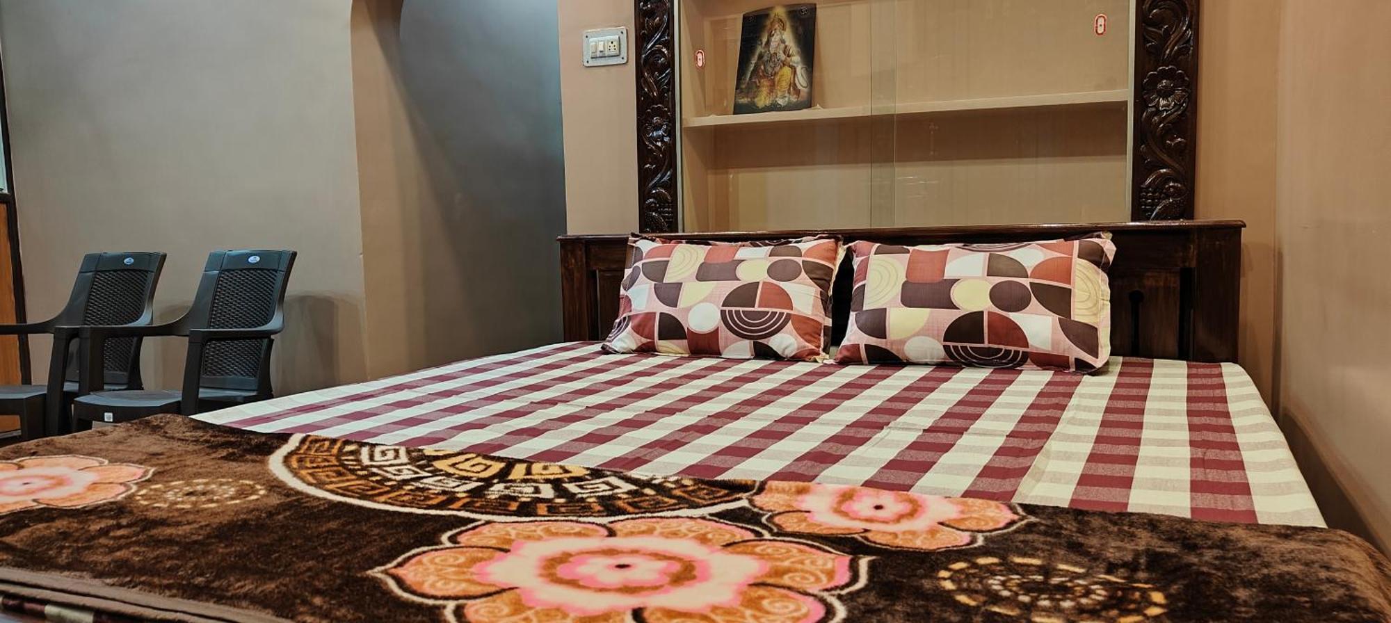Guru Krupa Home Stay Tiruvannāmalai Buitenkant foto