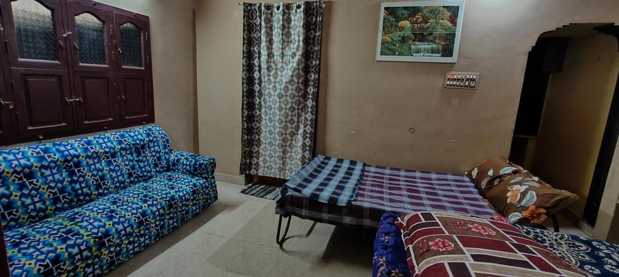 Guru Krupa Home Stay Tiruvannāmalai Buitenkant foto